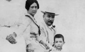 Salvador Dalí en zijn ouders